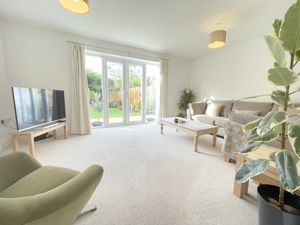 FURZE CRESCENT- click for photo gallery